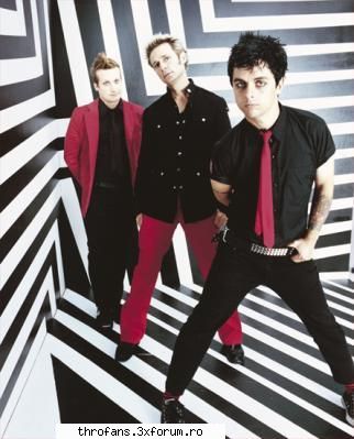 green day e trupa mea th numai 14 ani, billie joe armstrong (chitara, vocal) si mike dirnt (bass) au